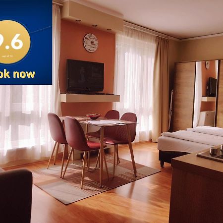 Lola Studio Apartman Hajdúszoboszló Exterior foto